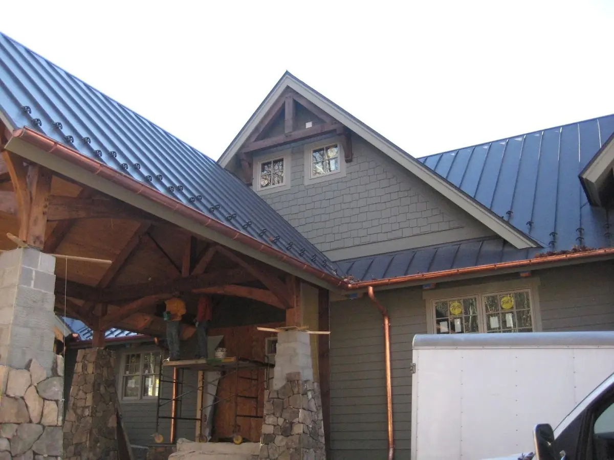 Craftsman Roofing team delivering quality roofing work in Willow Gardens